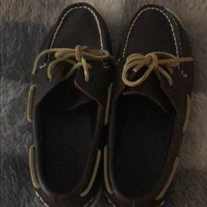 Boys size 3.5 M all leather Sperry boat shoes